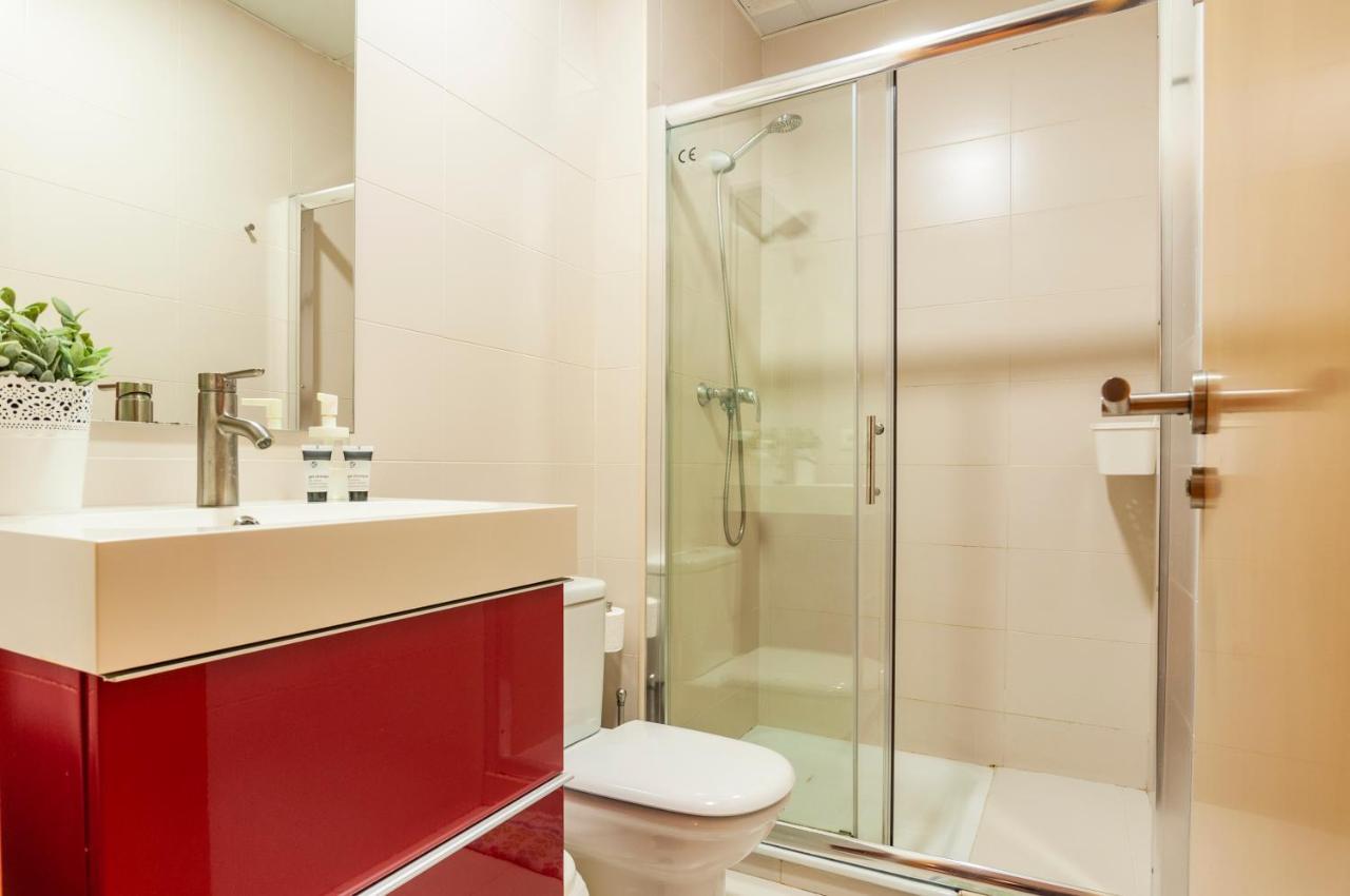 Bhost - Apartamento Victoria Málaga Exteriör bild