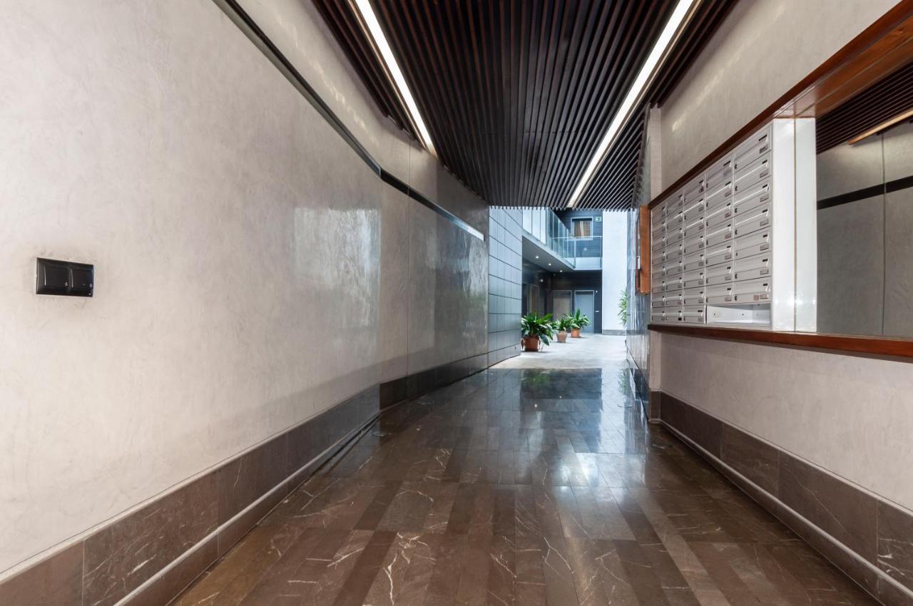 Bhost - Apartamento Victoria Málaga Exteriör bild